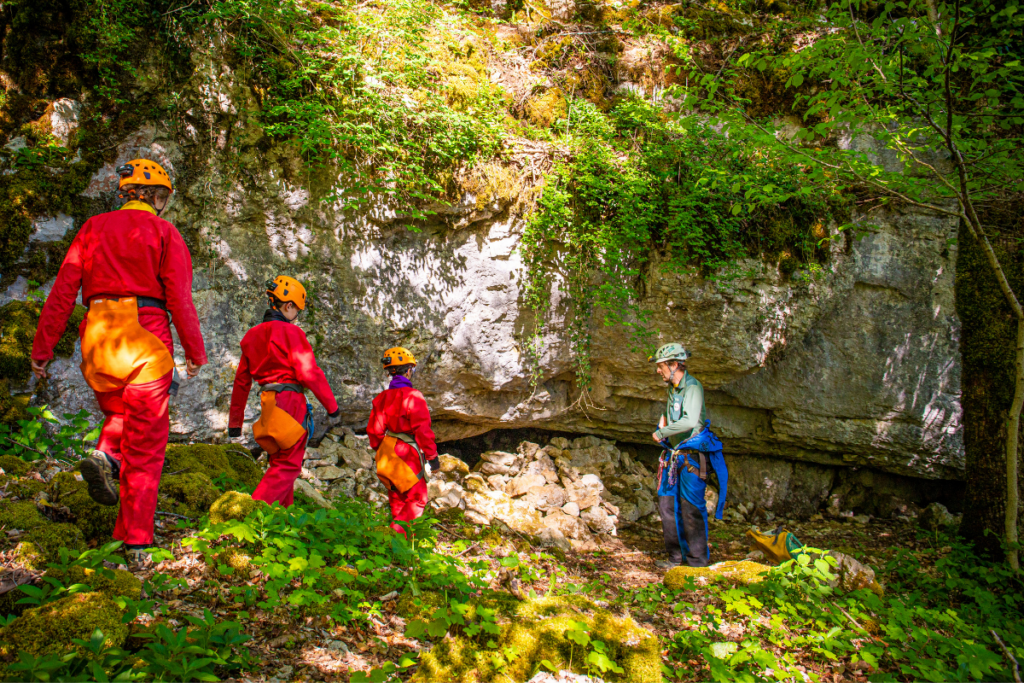 Quand il fait 35°C dehors, quelle température fait-il dans une grotte ?